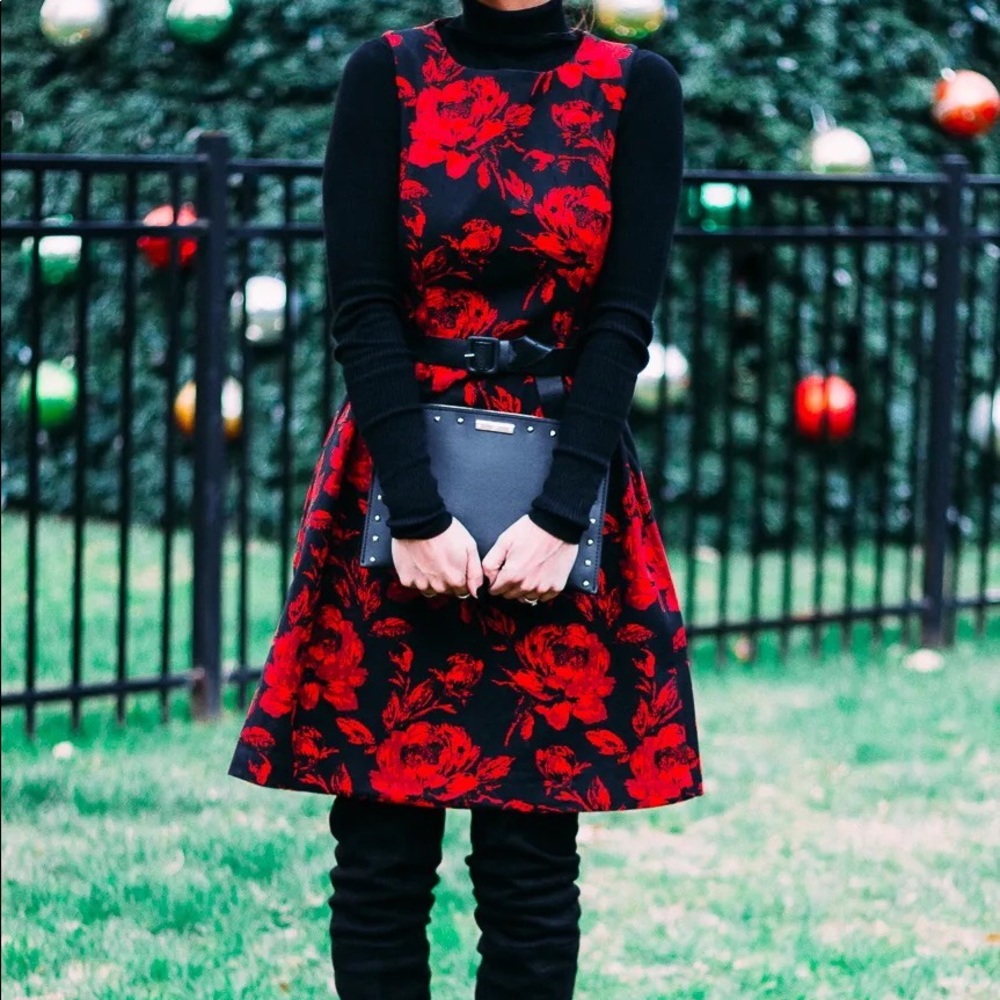 Great Holiday Dress! NY&CO Black and Red floral dress,, Size 14